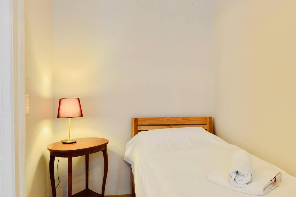 Beautiful Viennese Flat In The City Centre Exterior foto